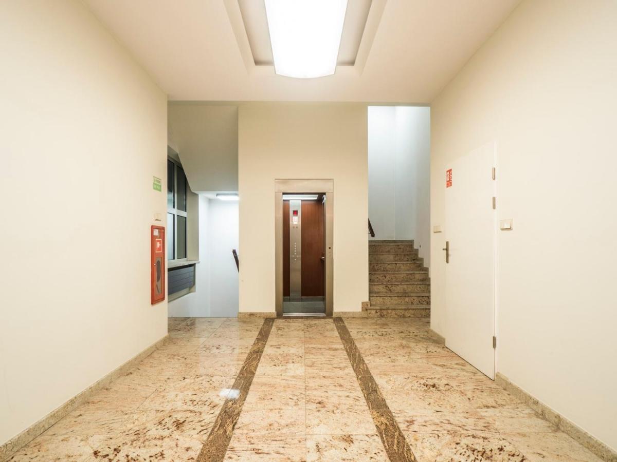 Golden Market Square - 3rooms, 90m2 Of Comfort & Quiet - As R502 Apartment Breslau